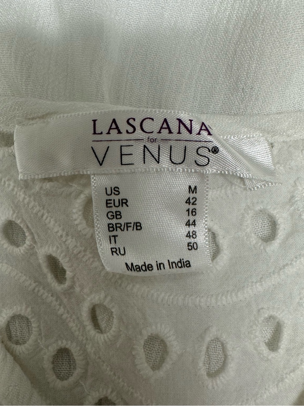 Lascana Venus | White Eyelet Boho Peasant Blouse | Medium - Picture 4 of 6